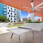Downtown Tampa Gem 1-Bd W/Pool, Gym, & Sky Lounge